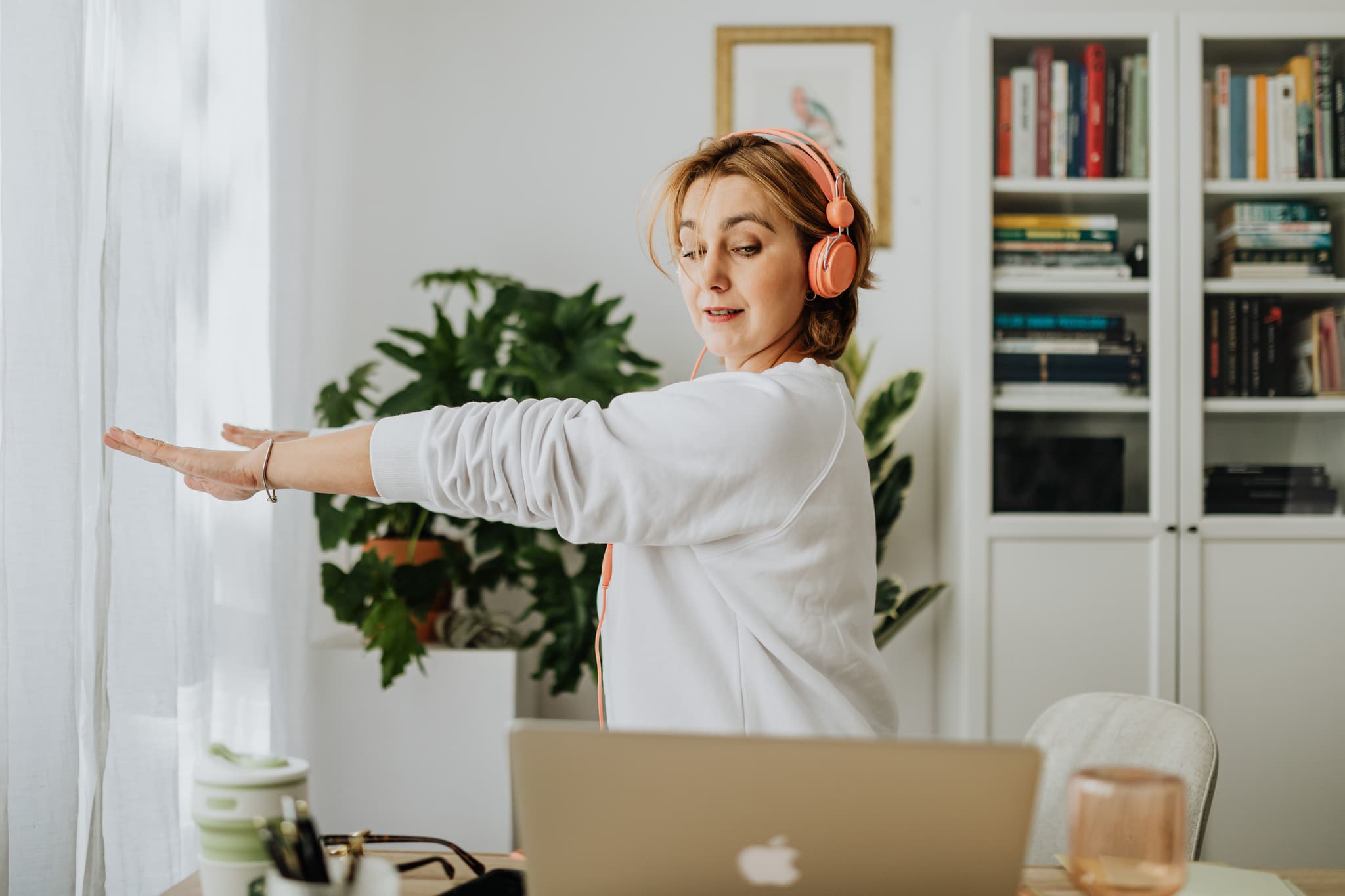 desk-stretch